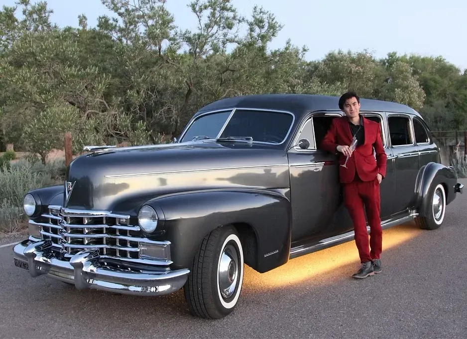 1946 Cadillac Airport Limousine (white) – yours to rent